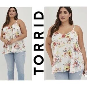 ✨Torrid Chiffon Sophie Camisole in White and Colorful Floral Print Size 5